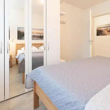 Nien 2 Wildrose Apartment Groemitz